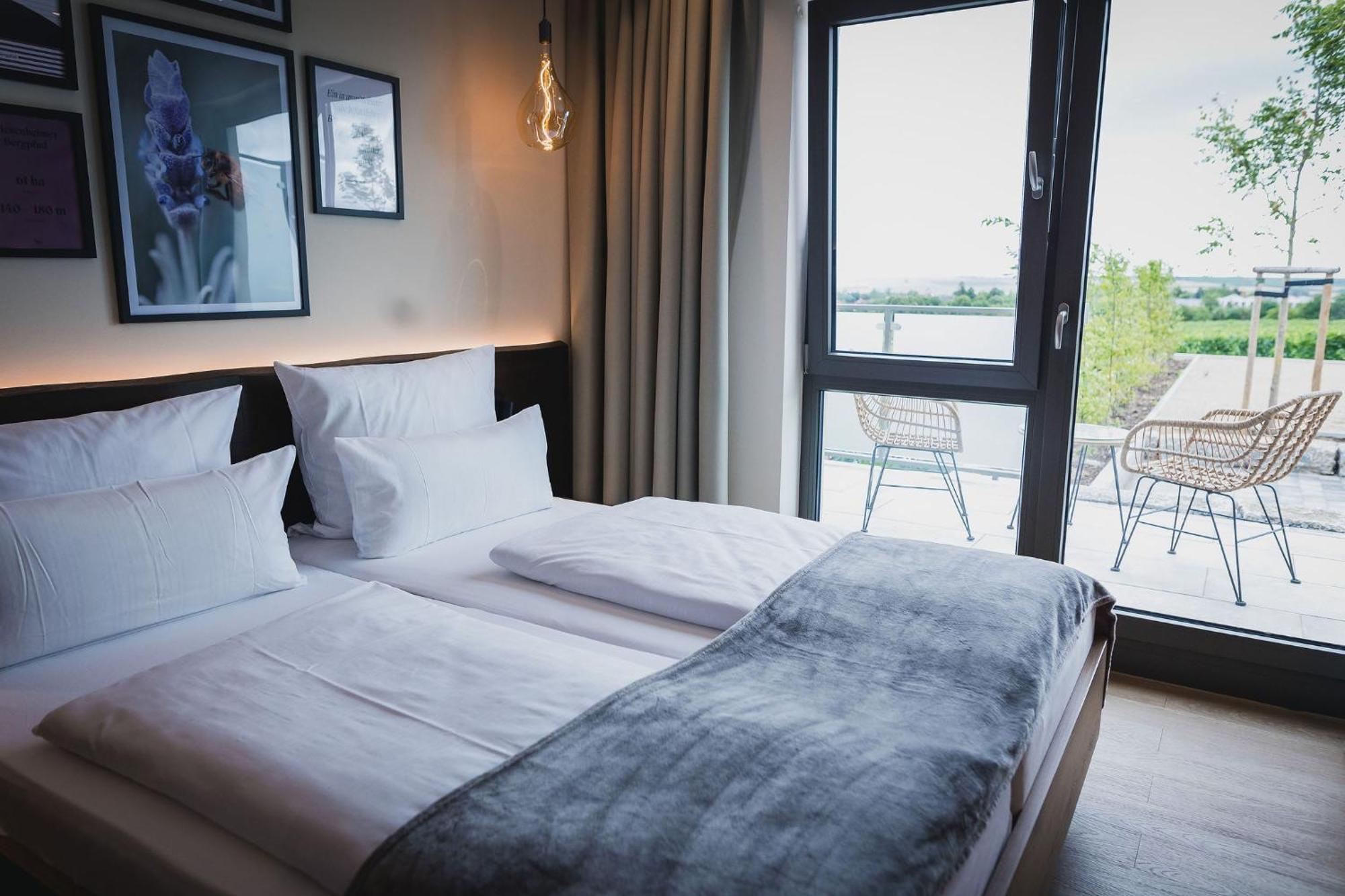Weinzuhause Hotel-Restaurant-Vinothek Mommenheim Экстерьер фото